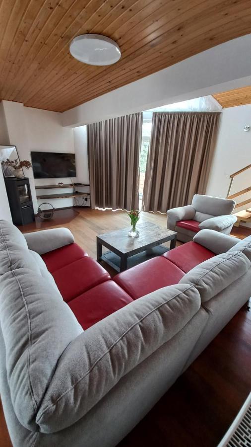 Villa Haskova With 3 Bedrooms Banska Bystrica Exterior photo